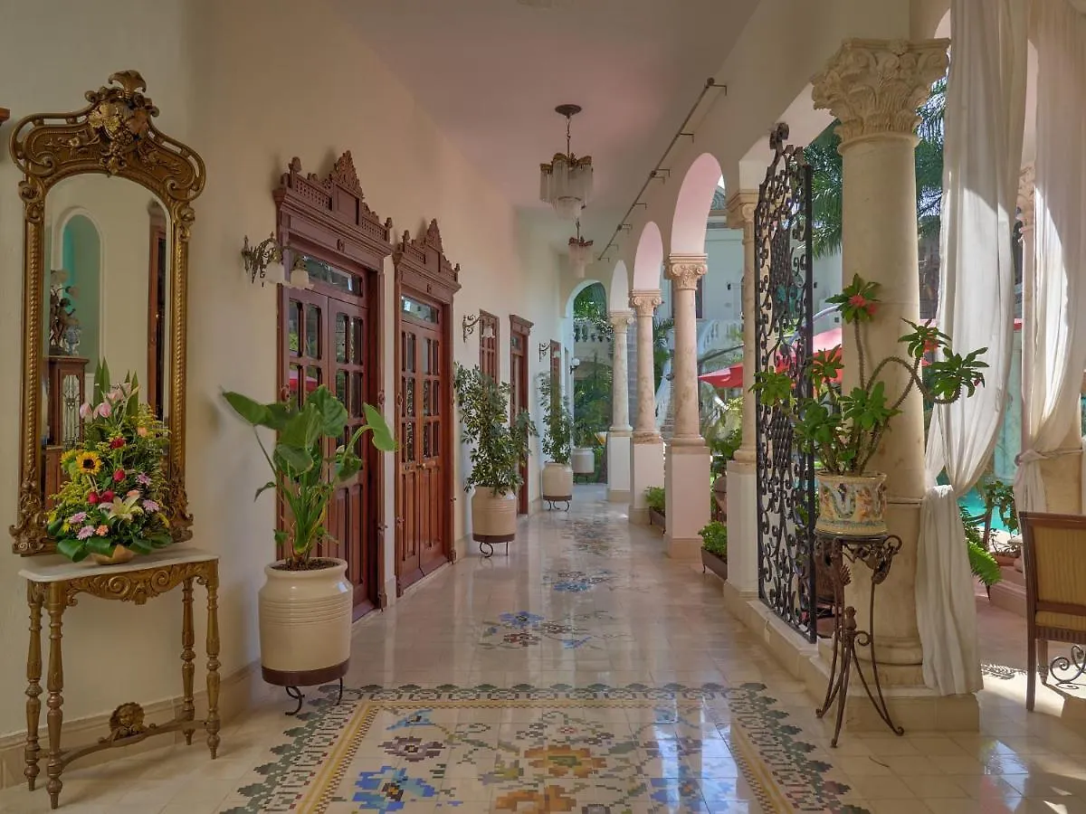 El Palacito Secreto Luxury Boutique Hotel & Spa Mérida 4*,